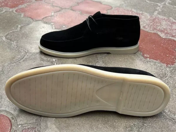 замшеві осінні лофери Berg 761