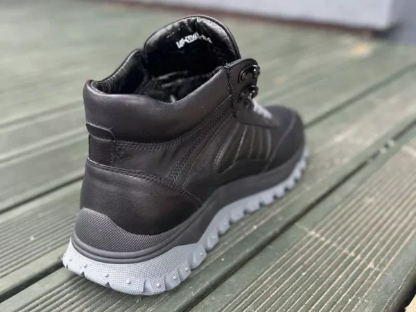 шкіряні зимові черевики Kadar 771