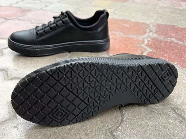 мужские кроссовки Minardi 740